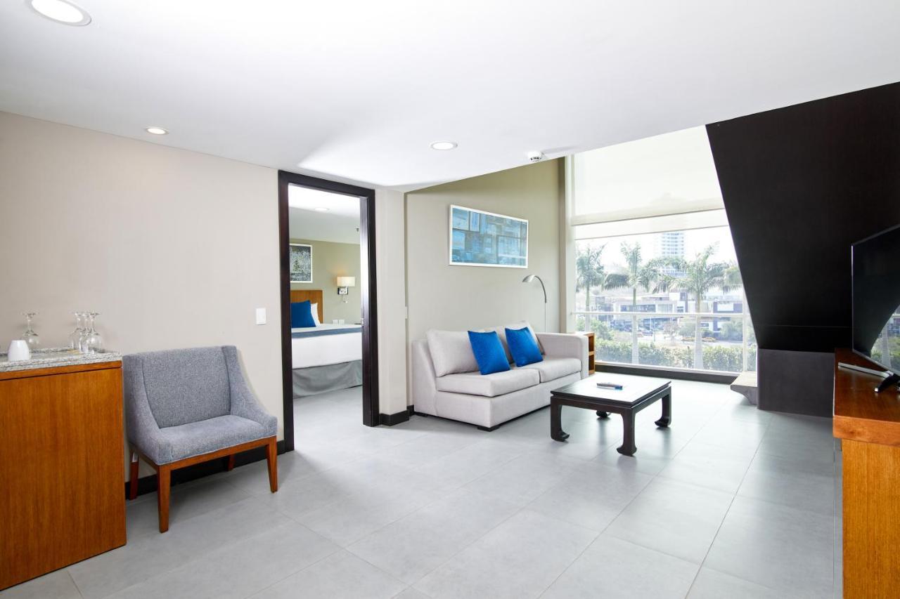 Wyndham Manta Sail Plaza Hotel And Convention Center Kültér fotó